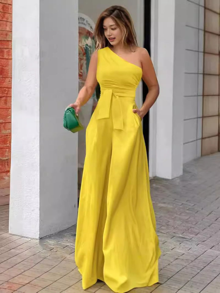 Damer Elegant En-axel Jumpsuit med bälte och vida ben Mirla-Eva Jonsson