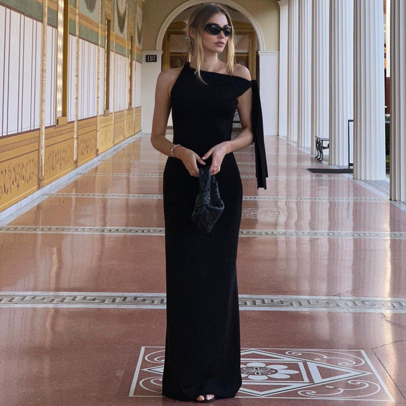 Damer Elegant Ensidig Maxiklänning med Band och Figurformande Snitt Mirla-Eva Jonsson