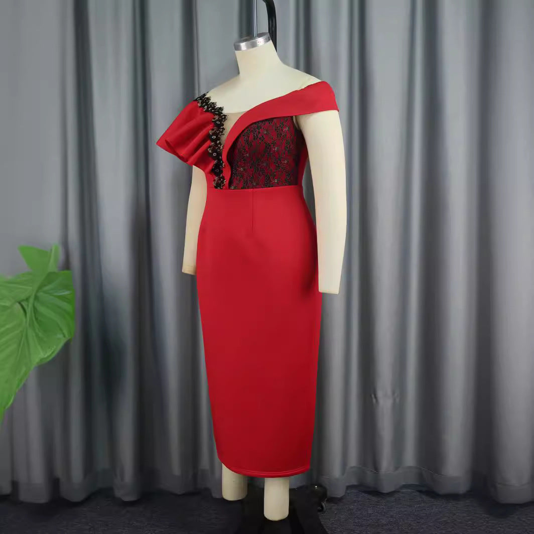Damer Elegant Figurhållande Klänning med Asymmetrisk Design och Volangdetaljer Mirla-Eva Jonsson