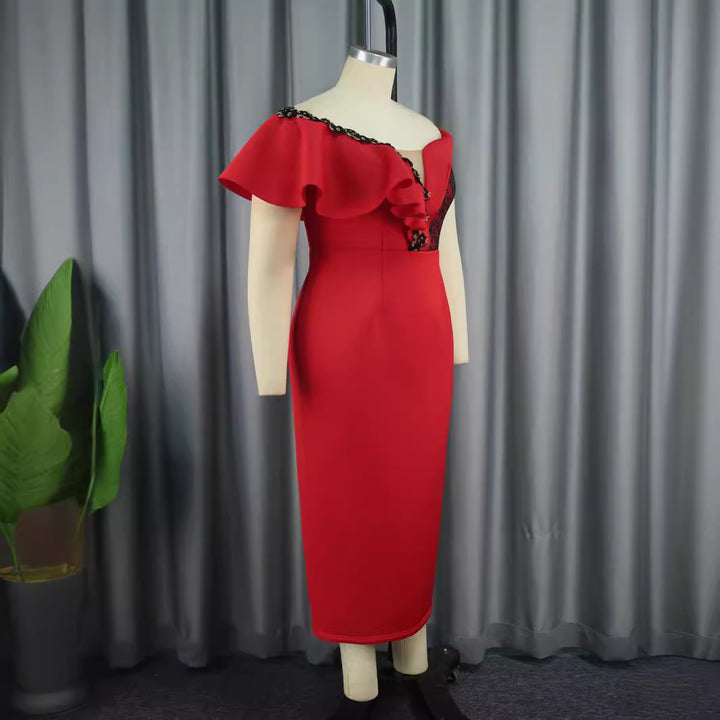 Damer Elegant Figurhållande Klänning med Asymmetrisk Design och Volangdetaljer Mirla-Eva Jonsson