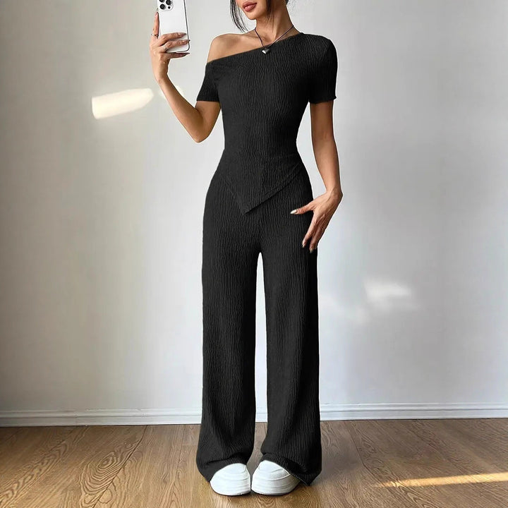 Damer Elegant Jumpsuit med asymmetrisk skärning och rynkor Eva Jonsson-Eva Jonsson