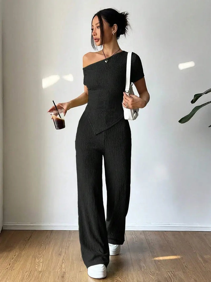 Damer Elegant Jumpsuit med asymmetrisk skärning och rynkor Eva Jonsson-Eva Jonsson
