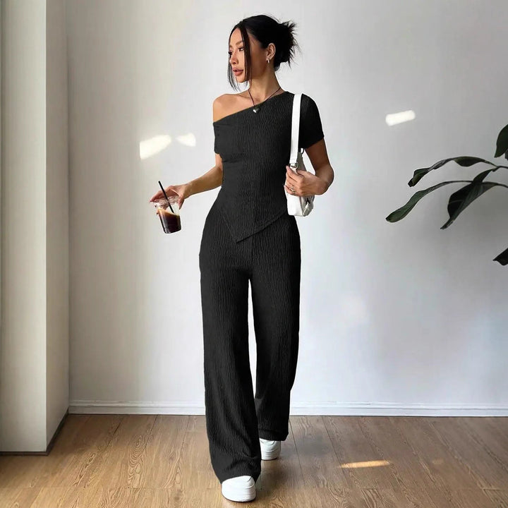 Damer Elegant Jumpsuit med asymmetrisk skärning och rynkor Eva Jonsson-Eva Jonsson