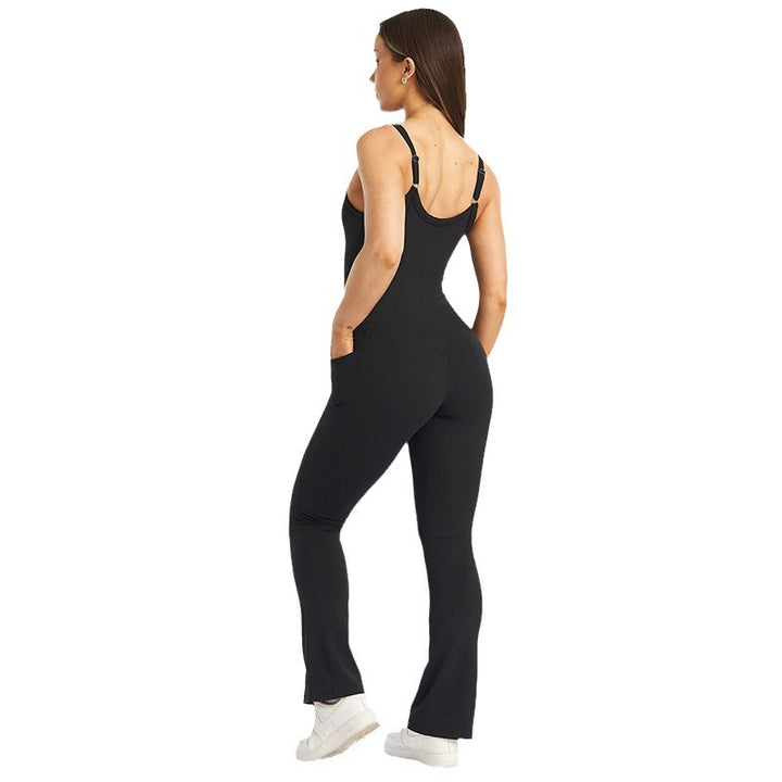 Damer Elegant Jumpsuit med strapless överdel och praktiska fickor Mirla-Eva Jonsson