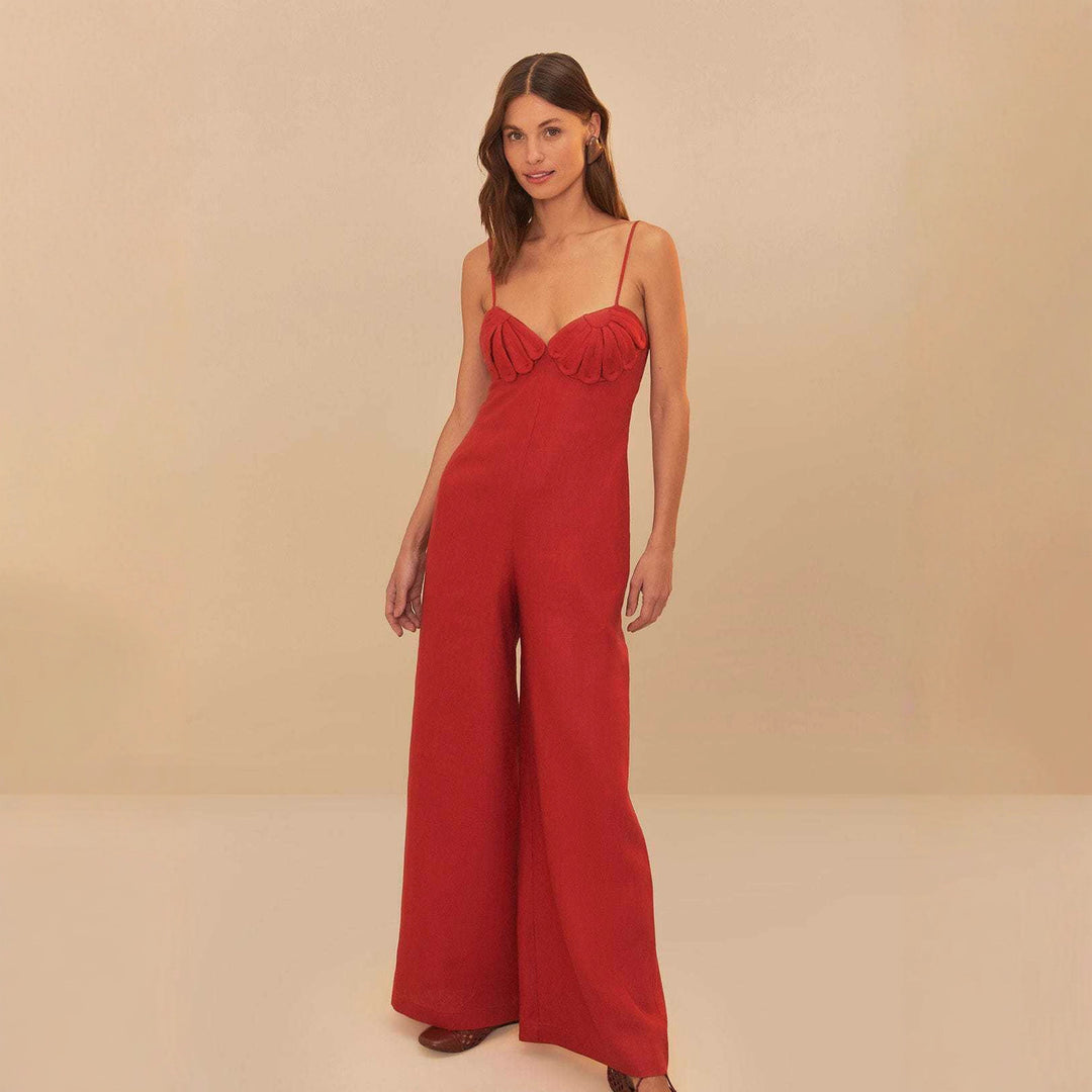 Damer Elegant Jumpsuit med voluminösa volangdetaljer och flödande snitt Mirla-Eva Jonsson