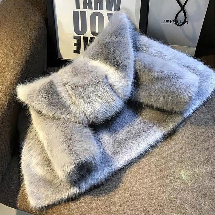 Damer Elegant Konstpälsjacka med voluminöst krage och sjalkrage Mirla-Eva Jonsson