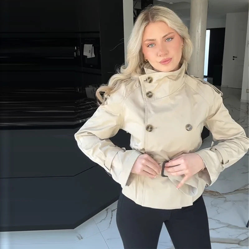 Damer Elegant Kort Trenchcoat med dubbel knappslå och midjebälte Eva Jonsson-Eva Jonsson