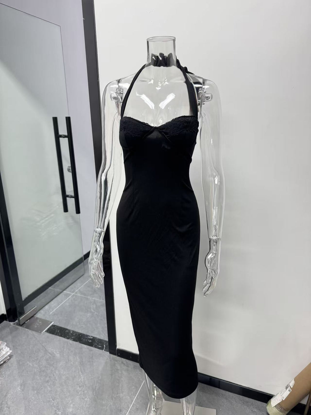 Damer Elegant Långärmad Klänning med raffinerad Snörning Mirla-Eva Jonsson