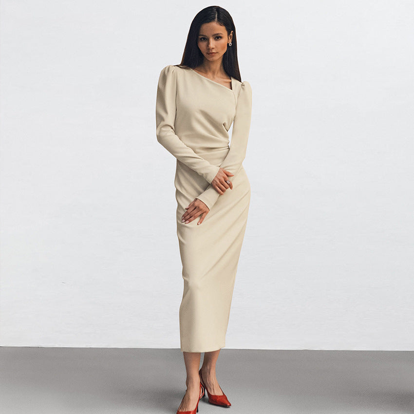 Damer Elegant Långärmad Maxiklänning I Minimalistisk Design Mirla-Eva Jonsson