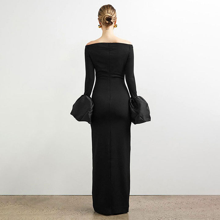 Damer Elegant Långärmad Maxiklänning med Off-Shoulder-Urringning och Ryschdetaljer Mirla-Eva Jonsson