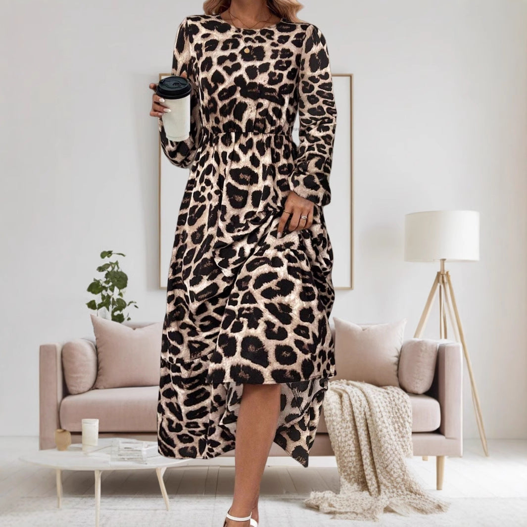 Damer Elegant Långärmad Maxiklänning med modern Djurtryck och asymmetrisk Söm Mirla-Eva Jonsson