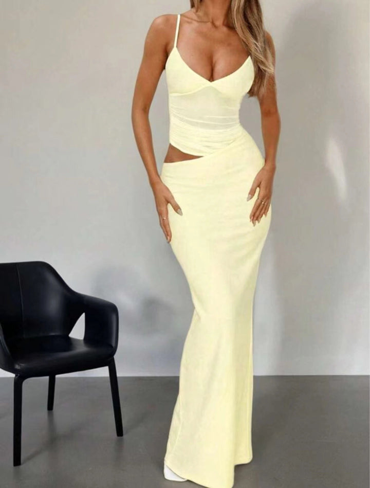 Damer Elegant Långärmad Maxiklänning med transparent detalj och figurnära snitt Mirla-Eva Jonsson