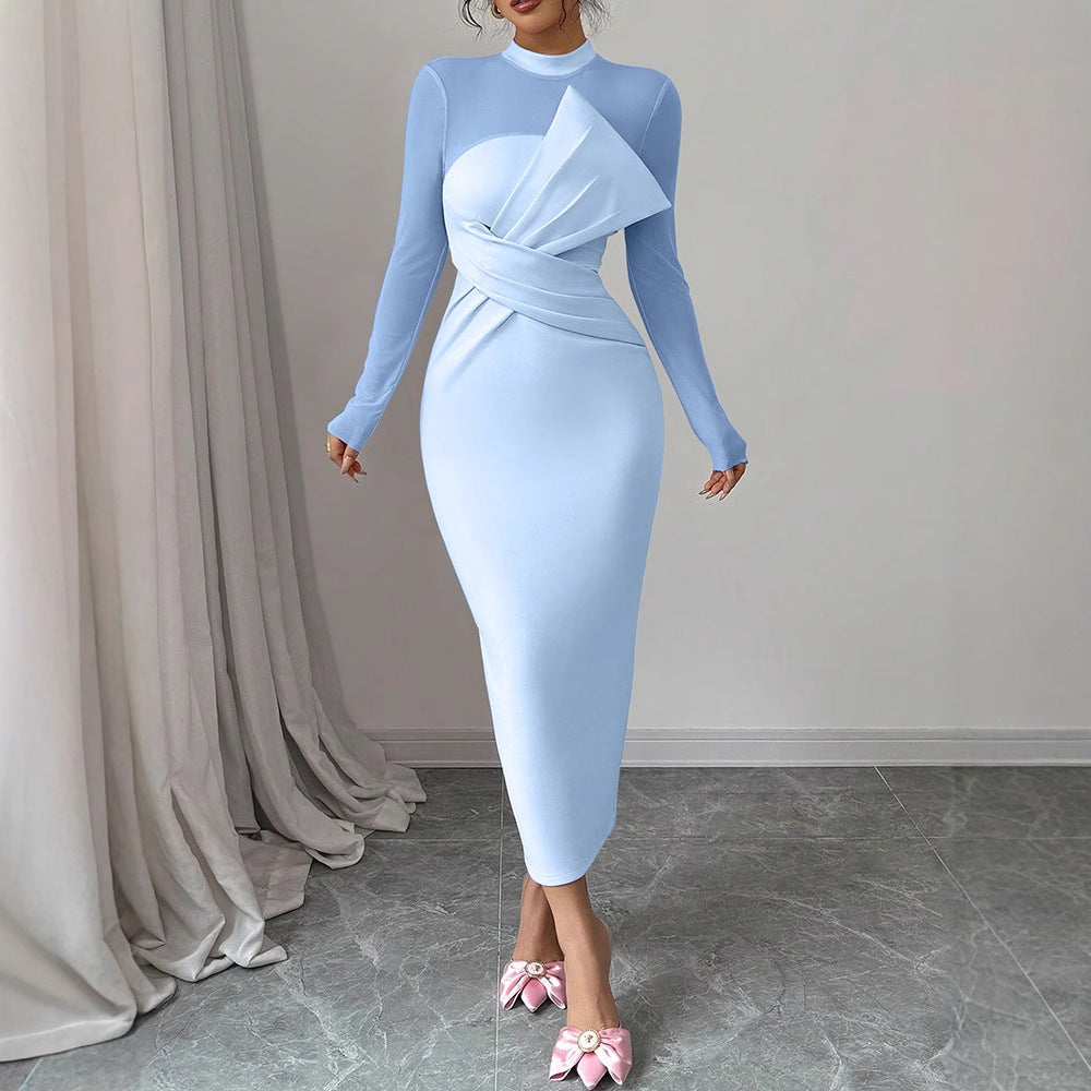 Damer Elegant Långärmad Midi Klänning med raffinerad drapering och figurnära silhuett Mirla-Eva Jonsson