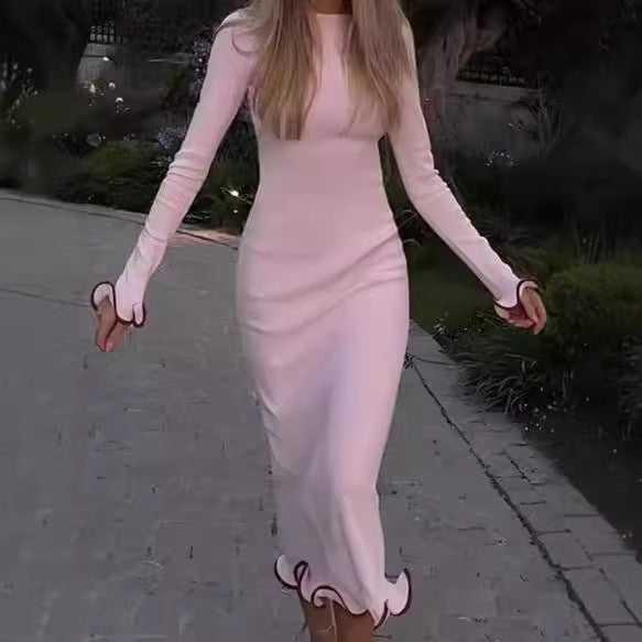 Damer Elegant Långärmad Midiklänning med lekfull fåll Mirla-Eva Jonsson