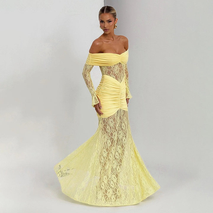 Damer Elegant Långärmad Spets Klänning med Rynkor och Off-shoulder Design Mirla-Eva Jonsson