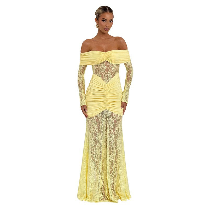 Damer Elegant Långärmad Spets Klänning med Rynkor och Off-shoulder Design Mirla-Eva Jonsson