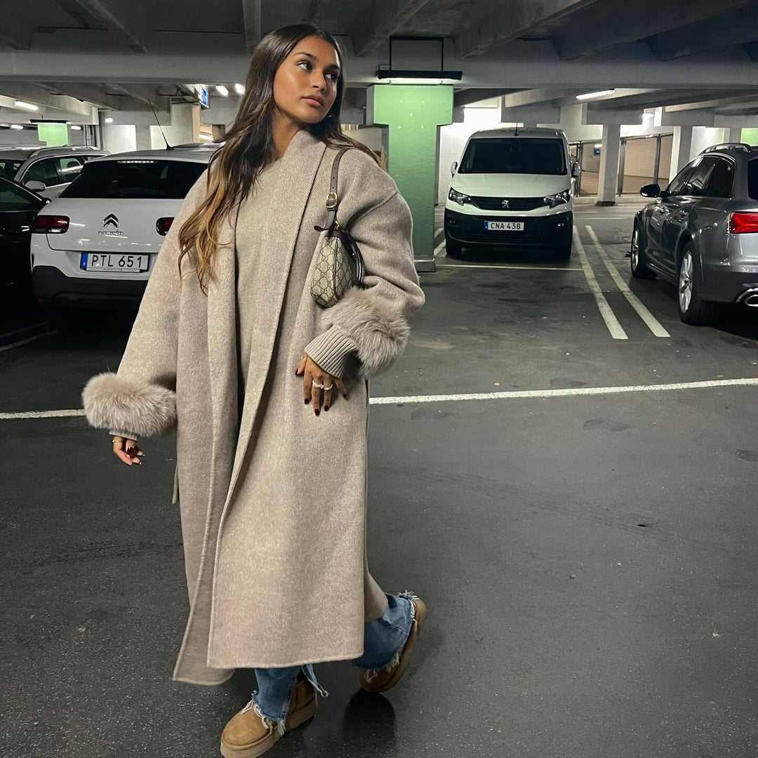 Damer Elegant Långjacka med avtagbara Rävarmar Mirla-Eva Jonsson