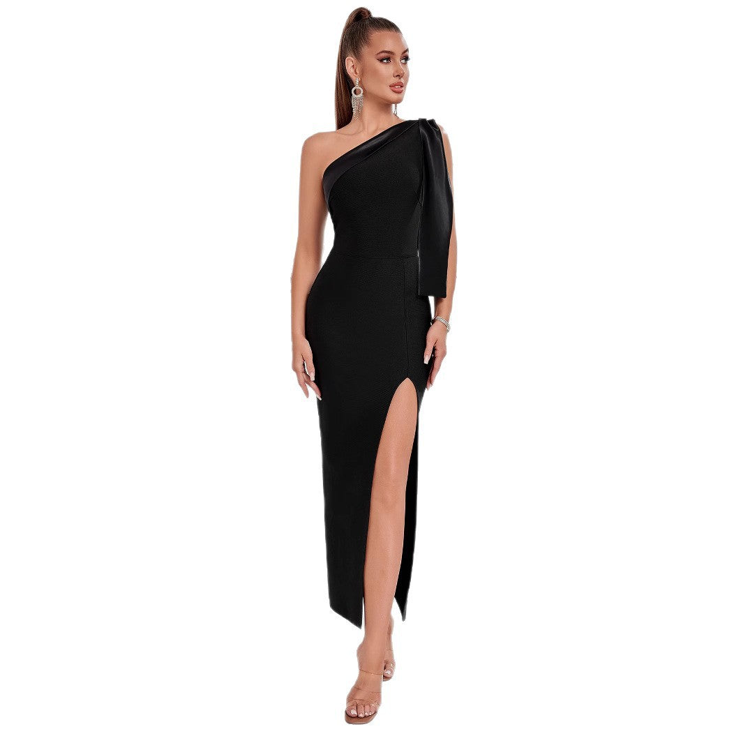 Damer Elegant Maxi Klänning med Asymmetrisk Skärning och Iögonfallande Slits Mirla-Eva Jonsson