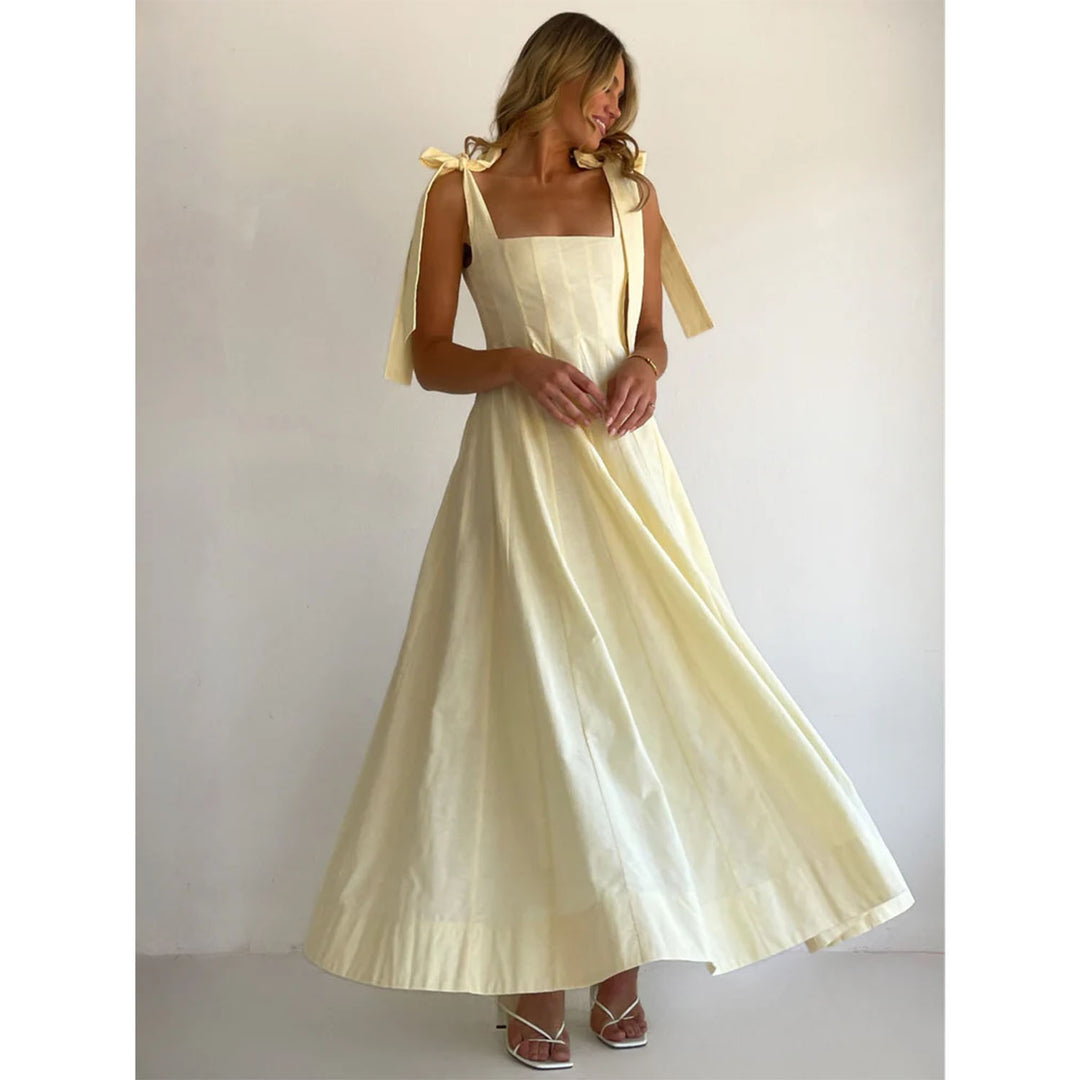 Damer Elegant Maxi Klänning med Moderna Axelband och Flödande Skärning-Eva Jonsson
