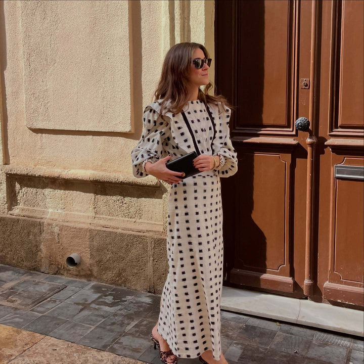 Damer Elegant Maxi Klänning med Volangdetaljer Mirla-Eva Jonsson