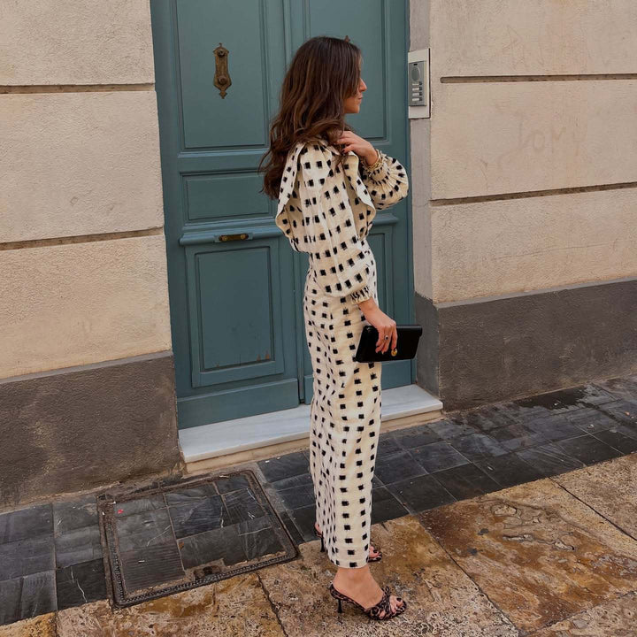 Damer Elegant Maxi Klänning med Volangdetaljer Mirla-Eva Jonsson