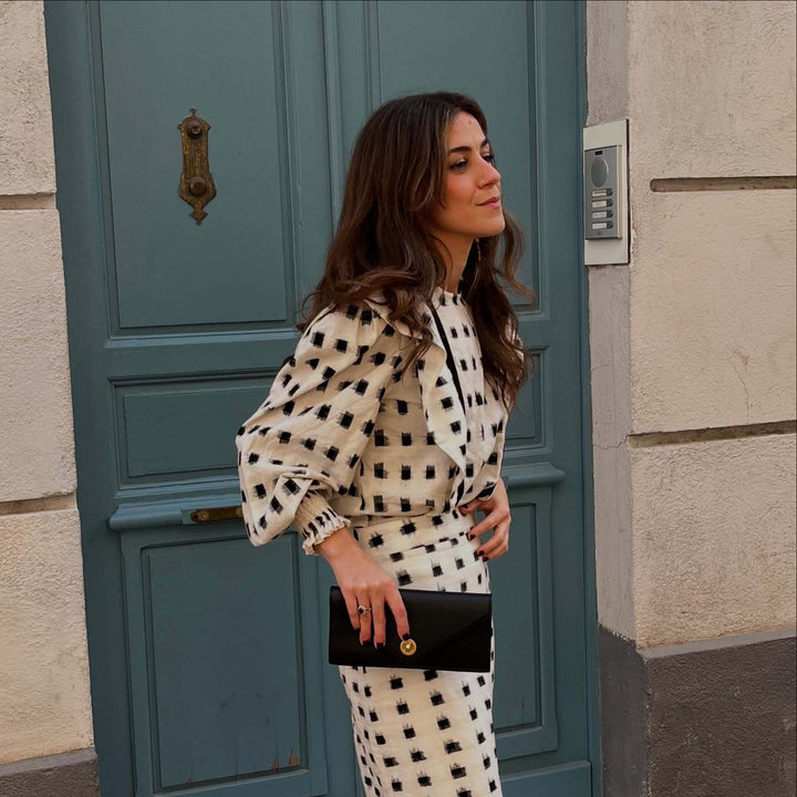 Damer Elegant Maxi Klänning med Volangdetaljer Mirla-Eva Jonsson