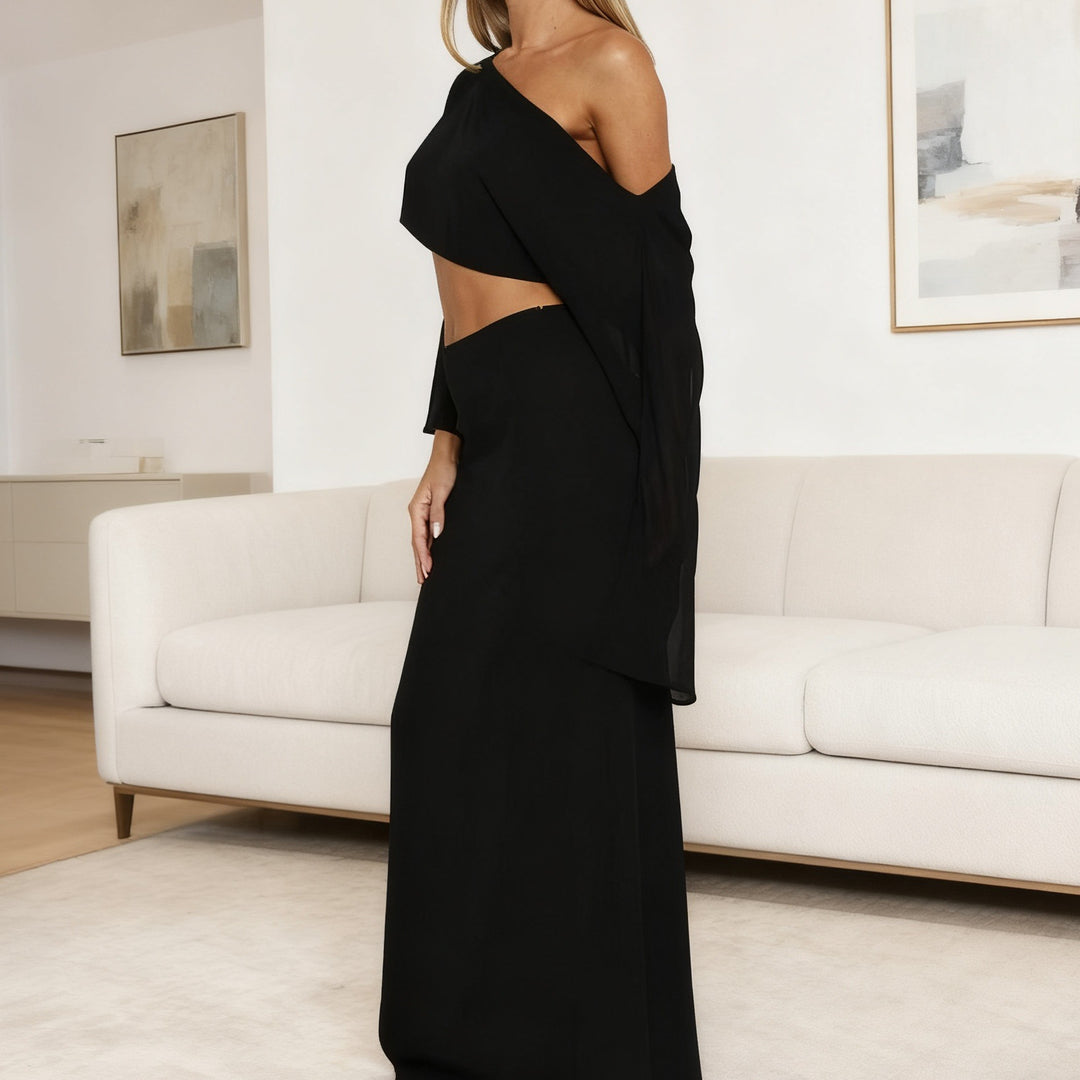 Damer Elegant Maxi-Klänning med asymmetrisk skärning och lång ärm Mirla-Eva Jonsson