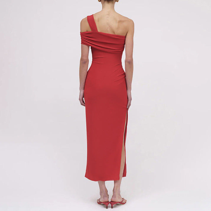 Damer Elegant Maxi-dress med asymmetrisk ringning och figurskapande draperingsdesign Mirla-Eva Jonsson