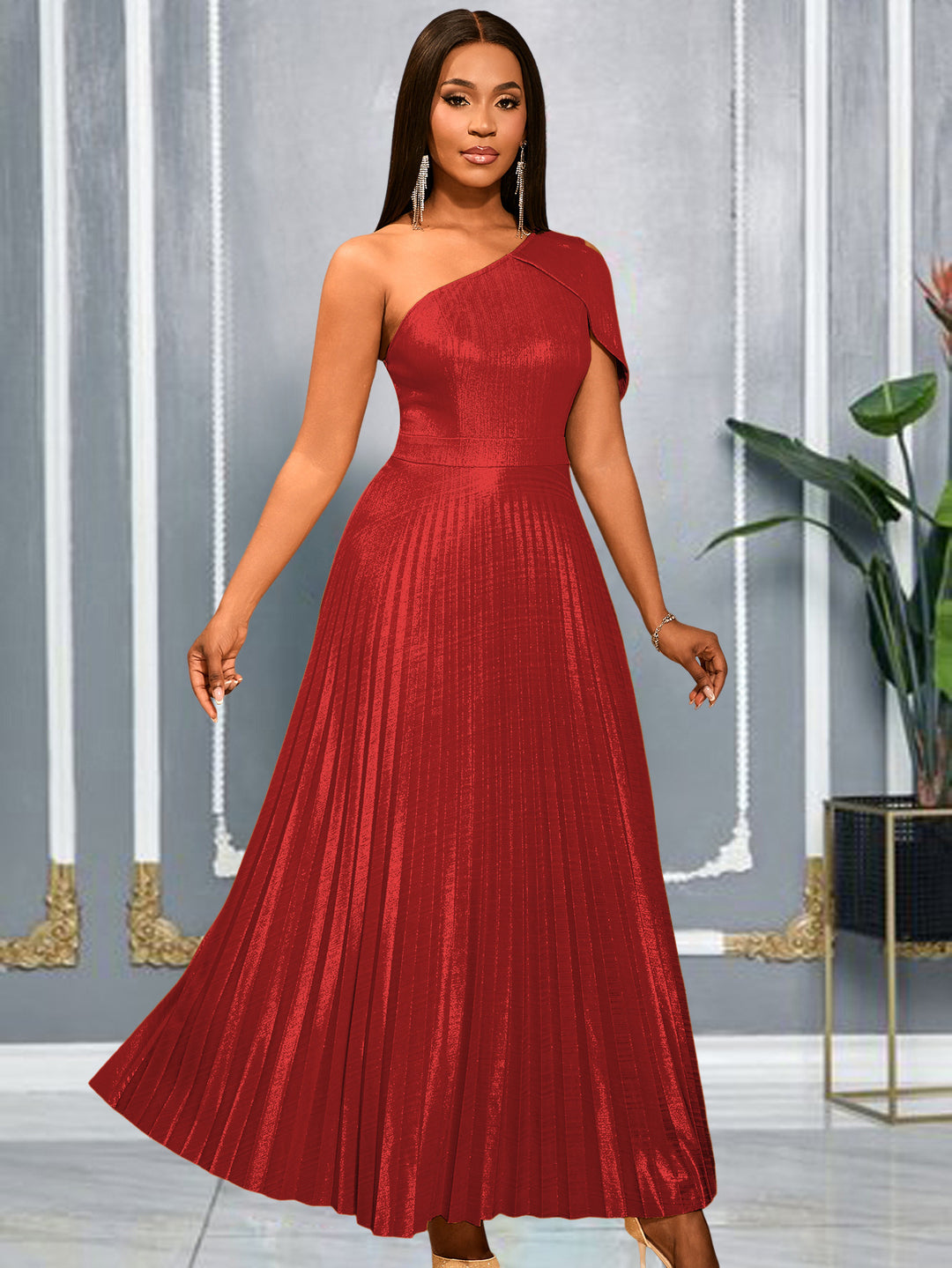 Damer Elegant Maxi-klänning med asymmetrisk axeldesign och glittrande plisserad tyg Mirla-Eva Jonsson