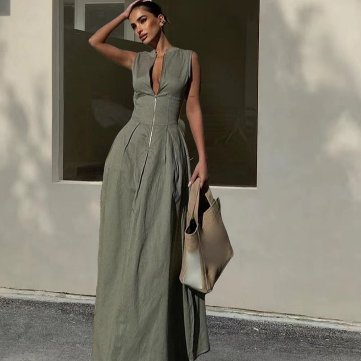 Damer Elegant Maxi-klänning med djup V-ringning och smal passform Mirla-Eva Jonsson