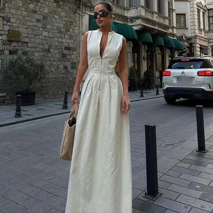 Damer Elegant Maxi-klänning med djup V-ringning och smal passform Mirla-Eva Jonsson