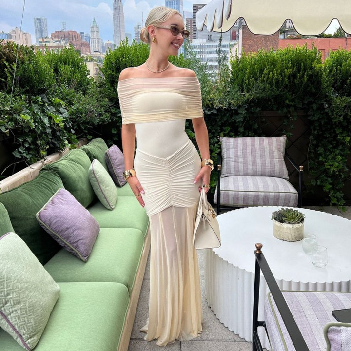 Damer Elegant Maxi-klänning med off-shoulder design och rynkor Mirla-Eva Jonsson