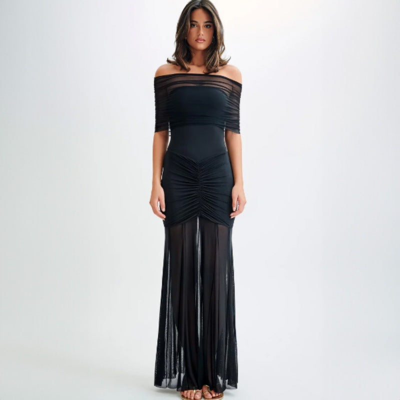 Damer Elegant Maxi-klänning med off-shoulder design och rynkor Mirla-Eva Jonsson