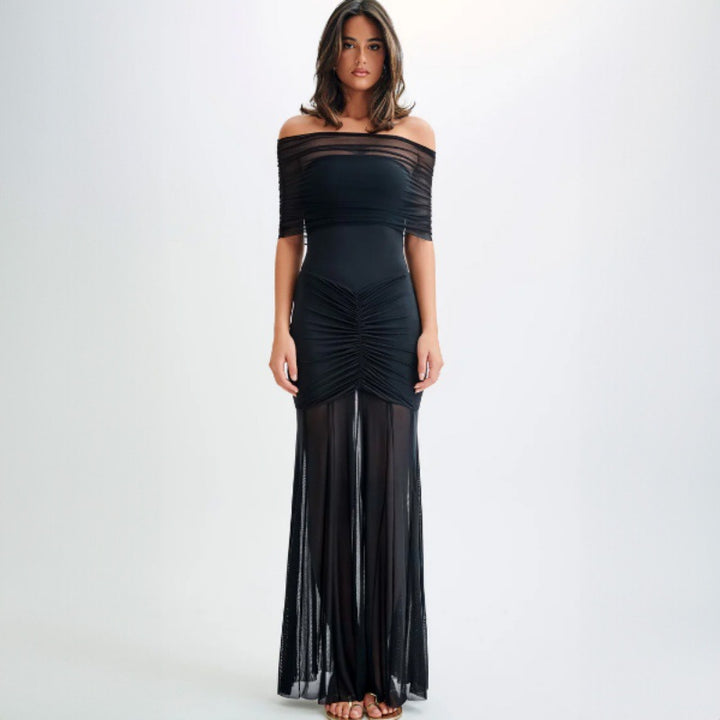 Damer Elegant Maxi-klänning med off-shoulder design och rynkor Mirla-Eva Jonsson