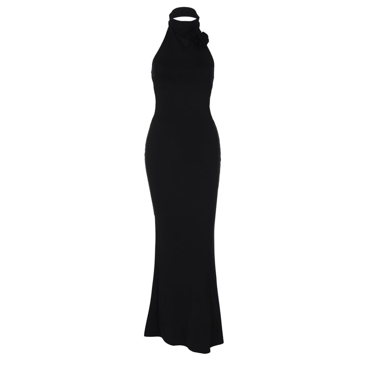 Damer Elegant Maxi-klänning med raffinerad halter och blommig accent Mirla-Eva Jonsson