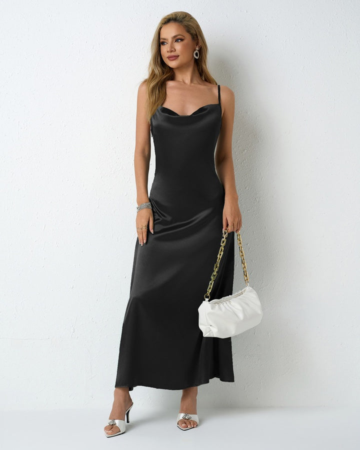 Damer Elegant Maxikjol med snygg Halter-neck-design Mirla-Eva Jonsson
