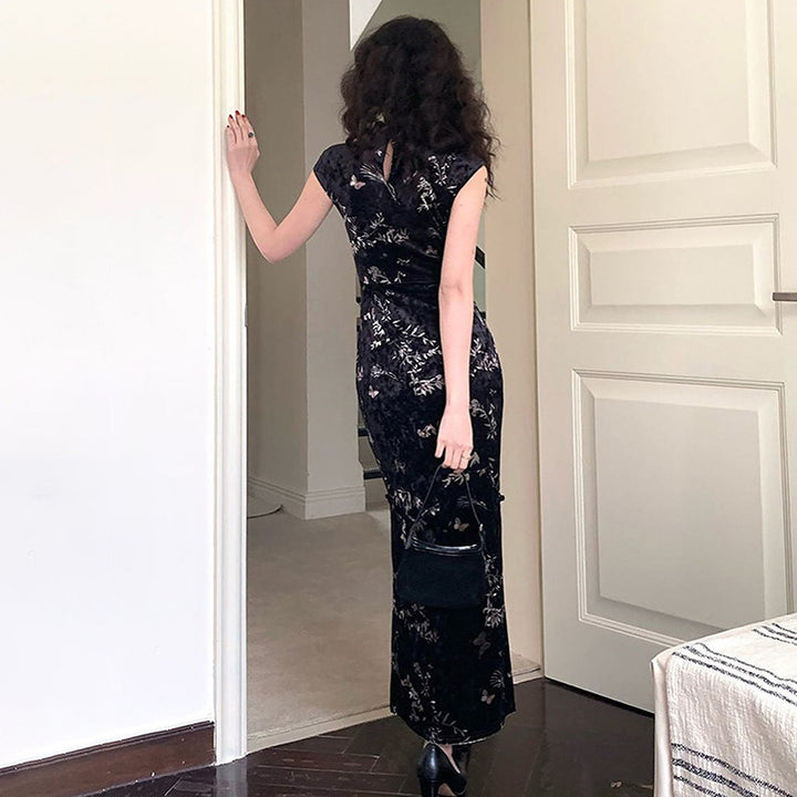 Damer Elegant Maxiklännig med blommönster och ståkrage Mirla-Eva Jonsson