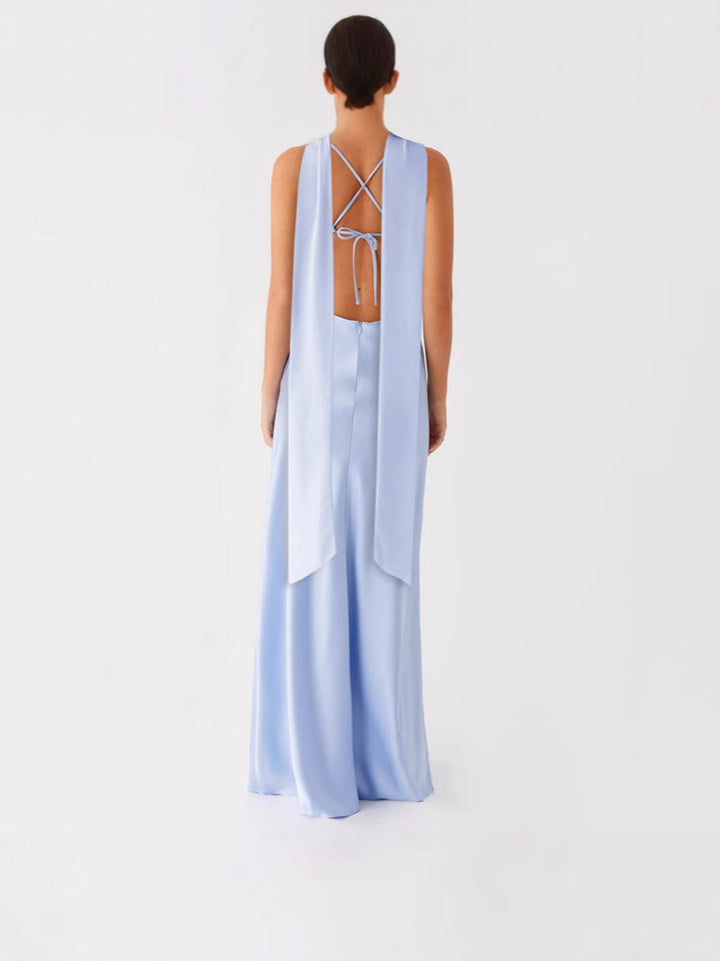 Damer Elegant Maxiklänning med Cut-Out-detaljer och smala axelband Mirla-Eva Jonsson