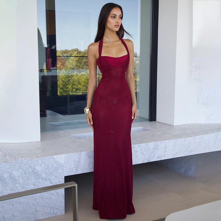 Damer Elegant Maxiklänning med Halterneck och figurnära snitt Mirla-Eva Jonsson