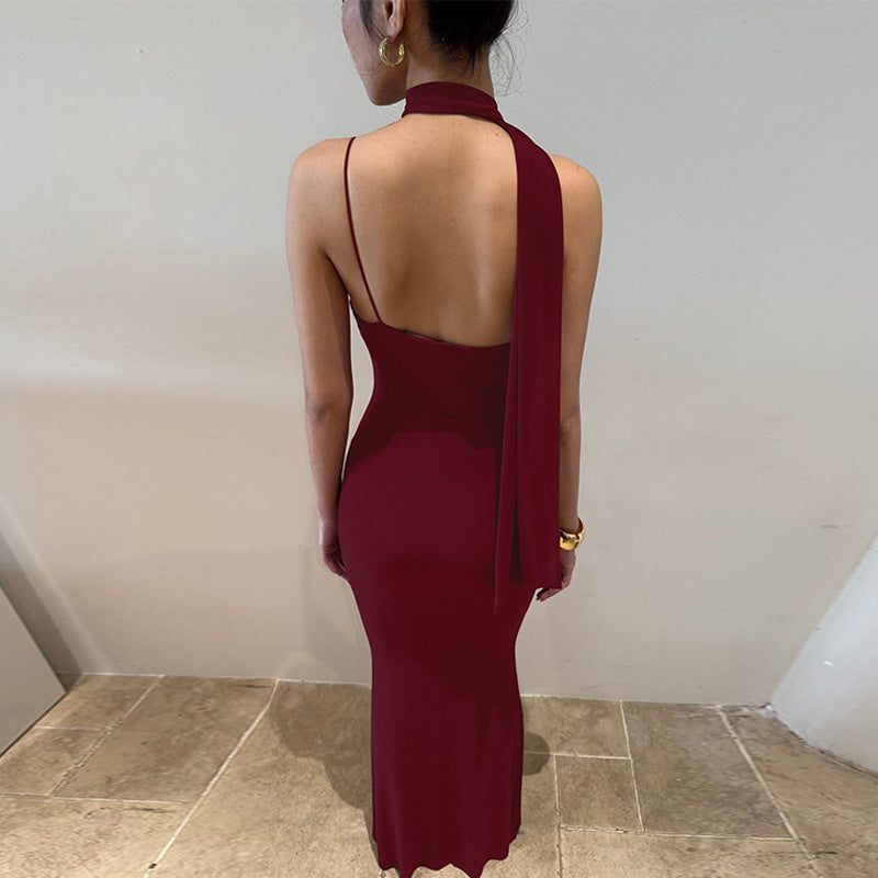 Damer Elegant Maxiklänning med asymmetrisk Halterneck Mirla-Eva Jonsson