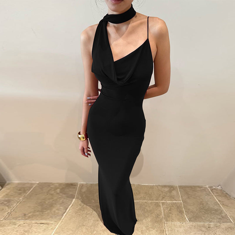 Damer Elegant Maxiklänning med asymmetrisk Halterneck Mirla-Eva Jonsson
