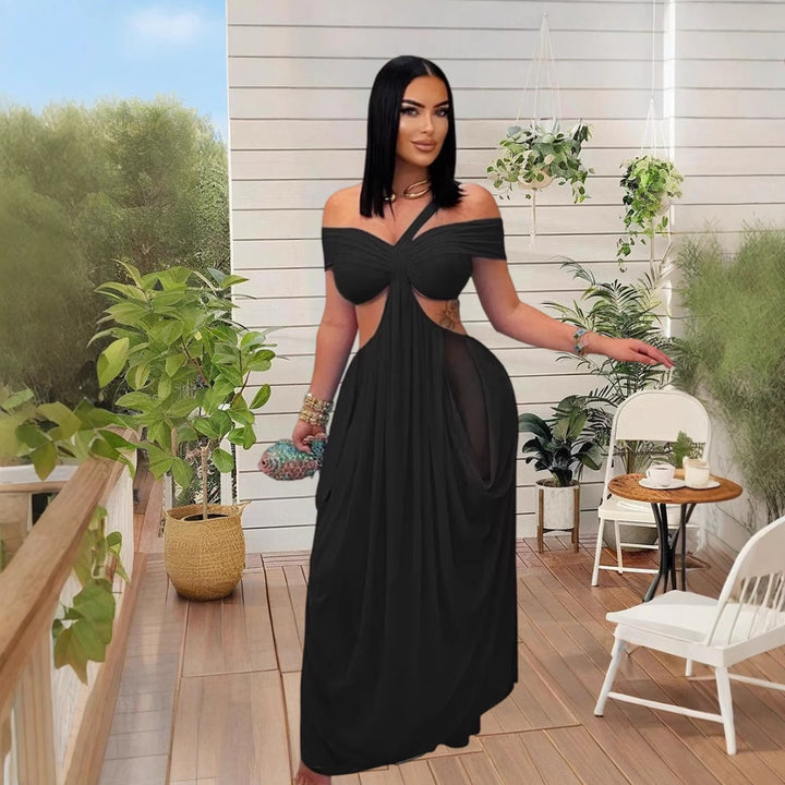 Damer Elegant Maxiklänning med asymmetrisk skärning och axelbandslös design Mirla-Eva Jonsson