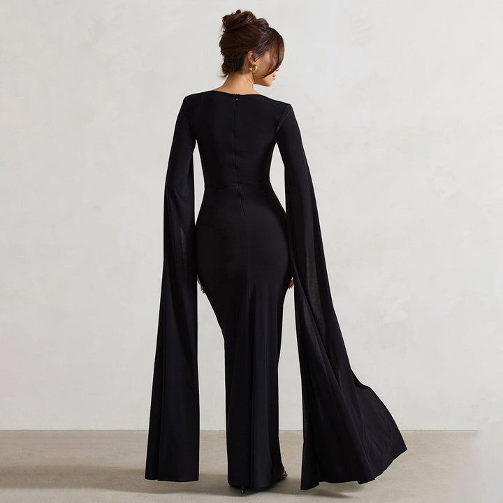 Damer Elegant Maxiklänning med avtagbar cape och sidoslits Mirla-Eva Jonsson