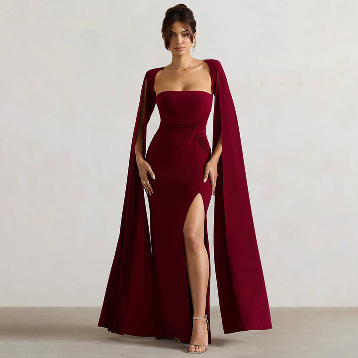 Damer Elegant Maxiklänning med avtagbar cape och sidoslits Mirla-Eva Jonsson