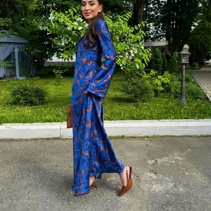 Damer Elegant Maxiklänning med blommig design och långa ärmar Mirla-Eva Jonsson