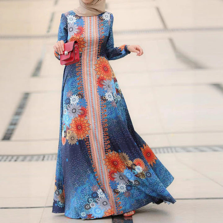 Damer Elegant Maxiklänning med blommiga detaljer Mirla-Eva Jonsson