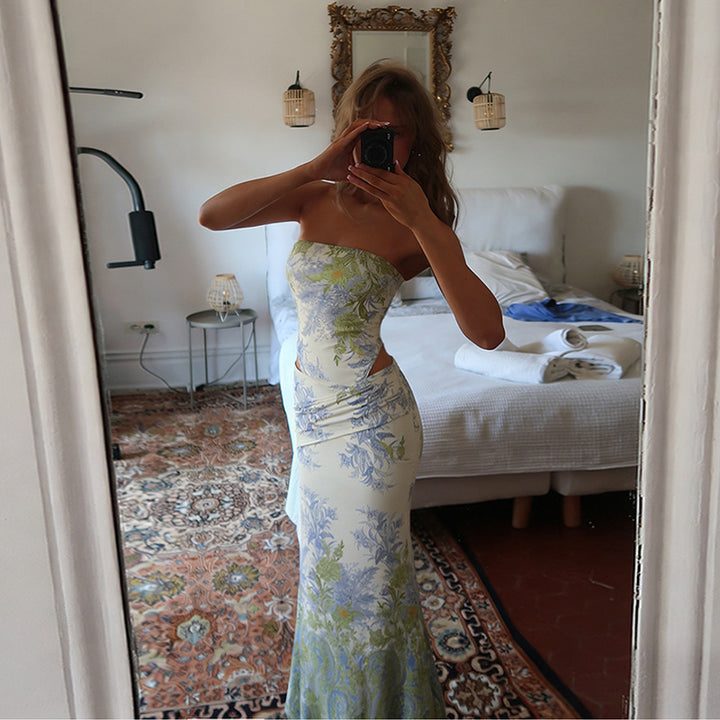 Damer Elegant Maxiklänning med blommönster och figurnära skärning Mirla-Eva Jonsson