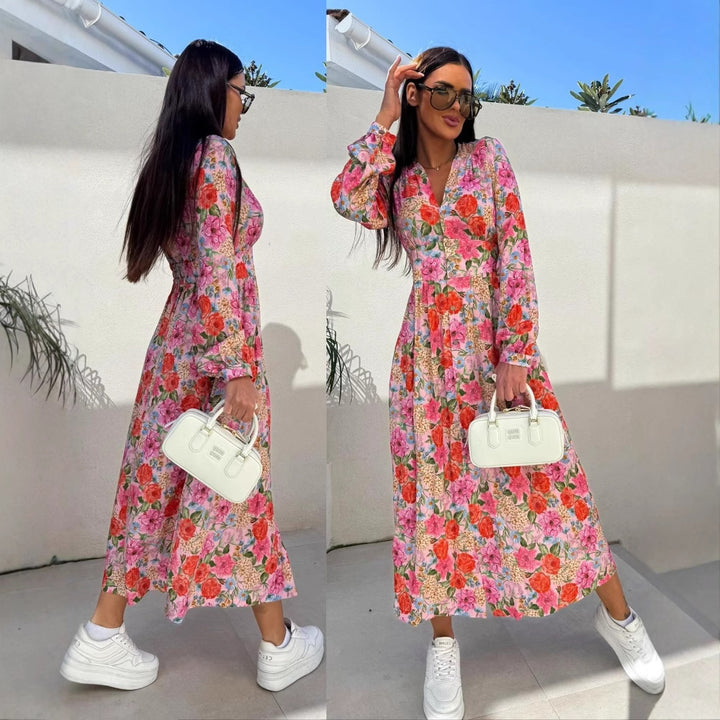 Damer Elegant Maxiklänning med blommönster och knappdetaljer Eva Jonsson-Eva Jonsson