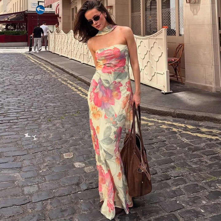 Damer Elegant Maxiklänning med blommönster och snygg ryggsnörning Mirla-Eva Jonsson