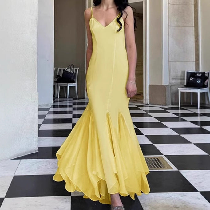Damer Elegant Maxiklänning med djupt V-ringad och slits Mirla-Eva Jonsson